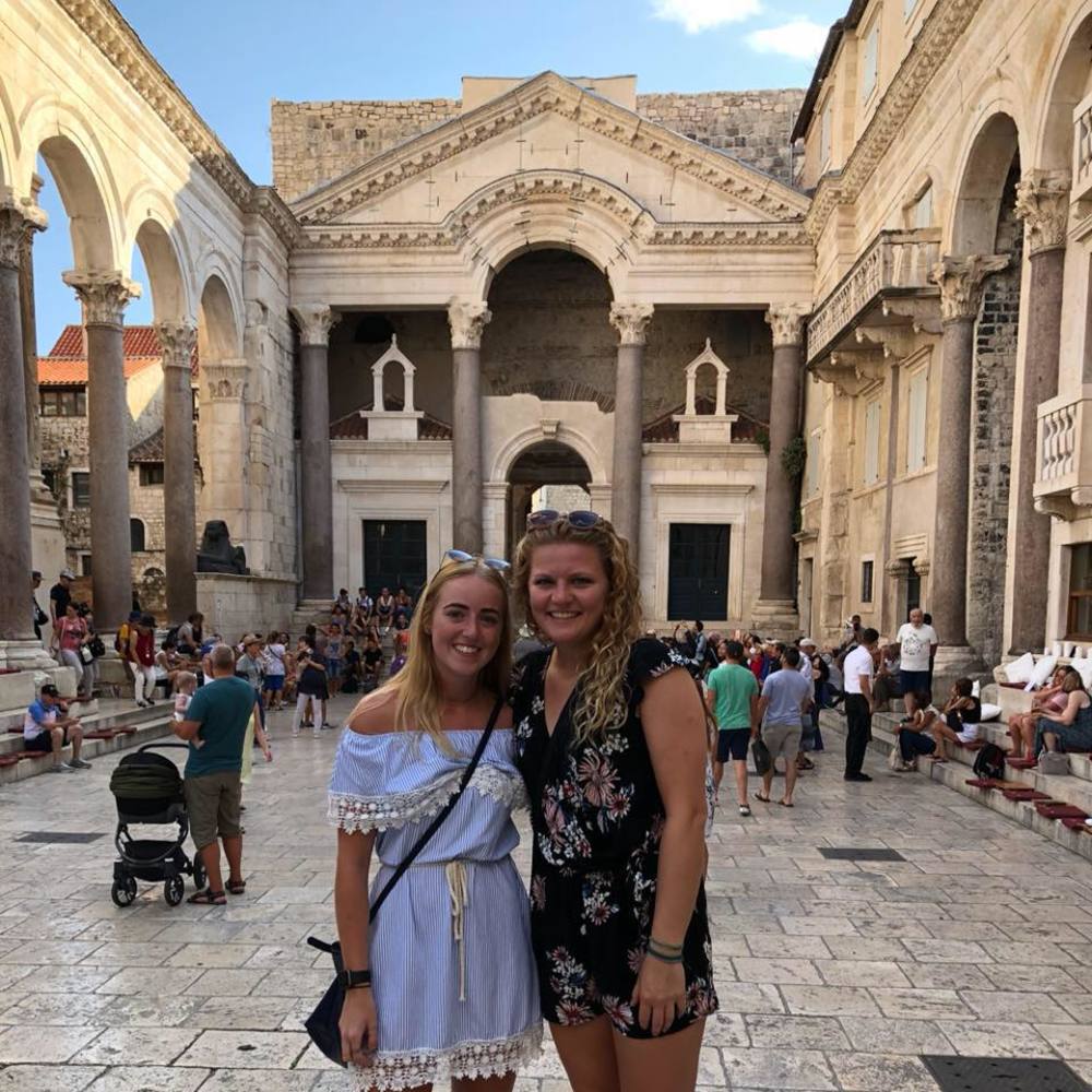 Meet your Posher, Sara